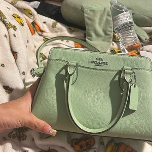 Coach purse used a few times